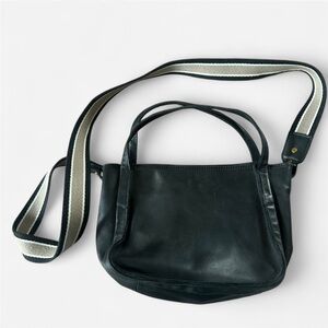 Elegant Black Leather Crossbody Bag